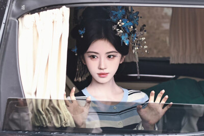 鞠婧祎