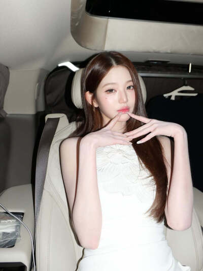 张元英 wonyoung