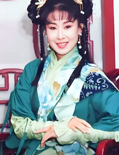 夏光莉/李碧莲