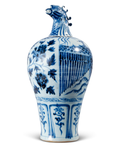 元代 青花缠枝花卉凤纹梅瓶
中国国家博物馆藏
