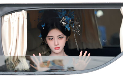 鞠婧祎