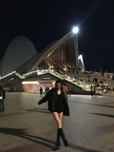 LIZ