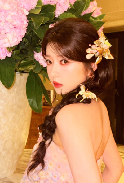何蓝逗