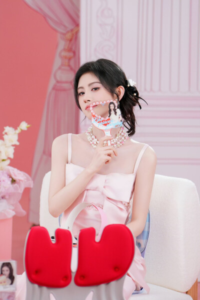 鞠婧祎