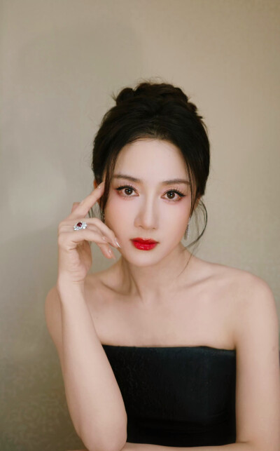 李依晓