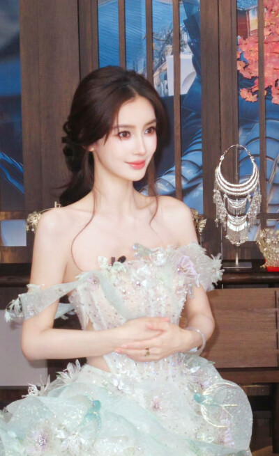 angelababy