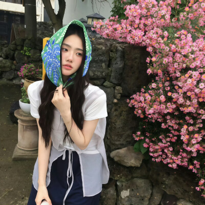 女头
