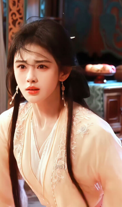 鞠婧祎