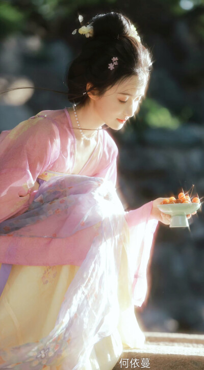 何依蔓