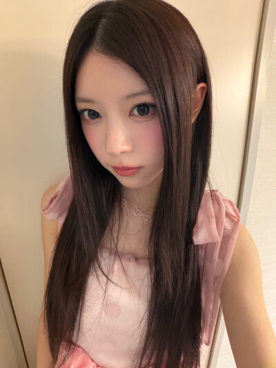 ILLIT moka境萌花