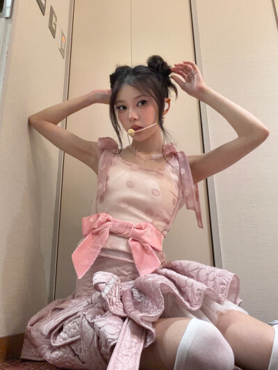 ILLIT moka境萌花