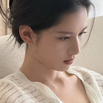 你的双手甩开刚好的微妙