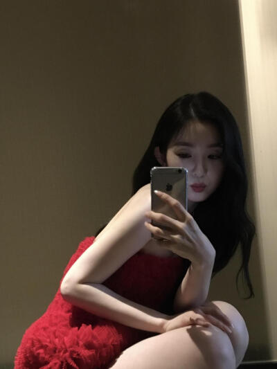 裴珠泫 irene