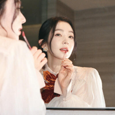 裴珠泫 irene
