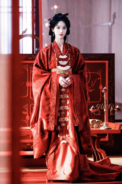 翘楚 陈都灵∣楚朝