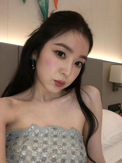 裴珠泫 irene
