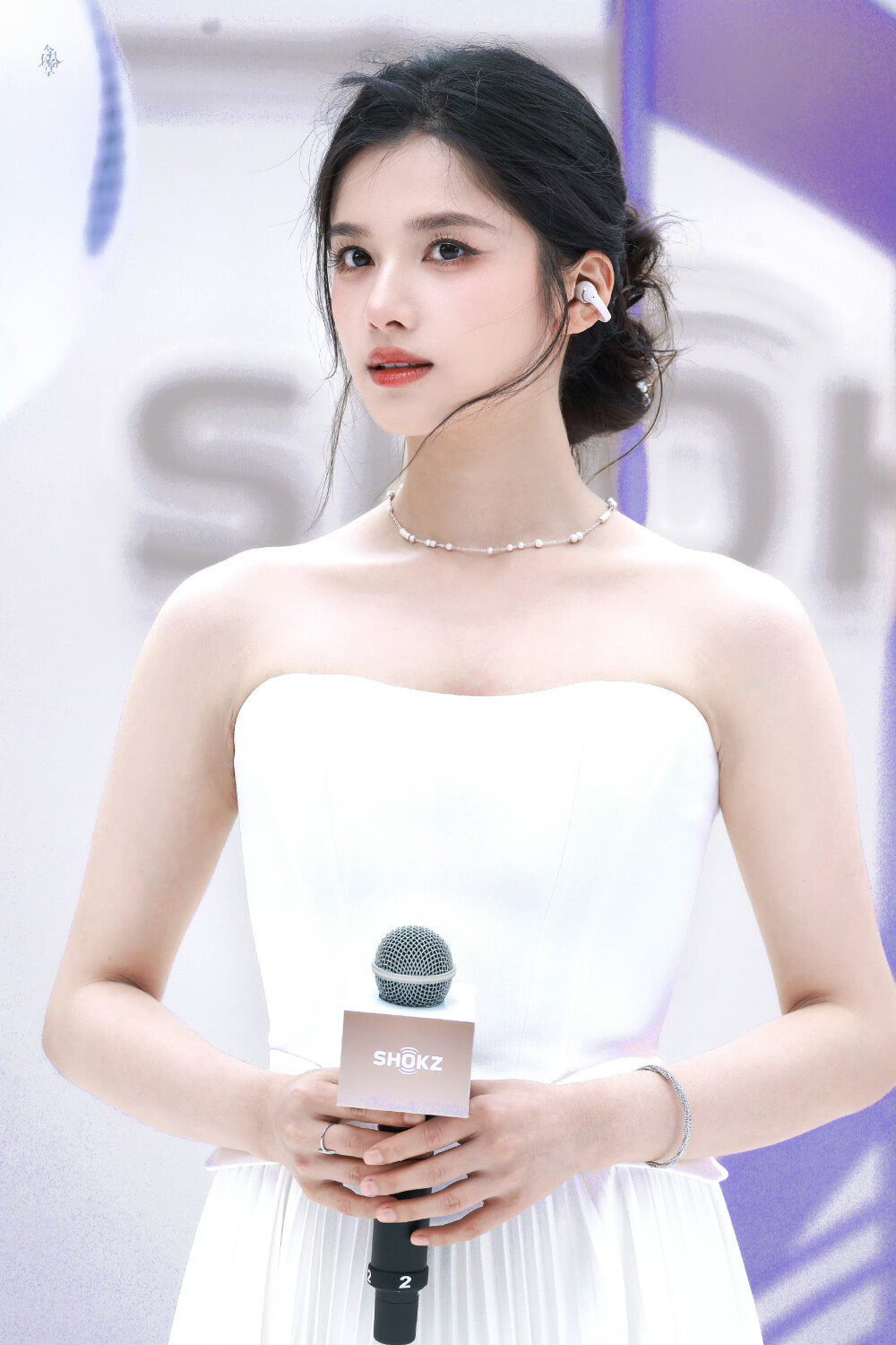 张婧仪