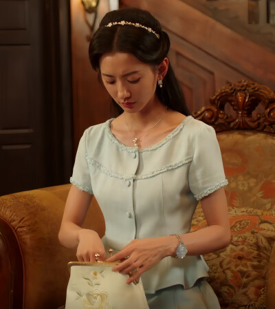 春霆念未央