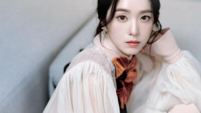 裴珠泫 irene