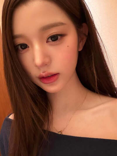 张元英 wonyoung