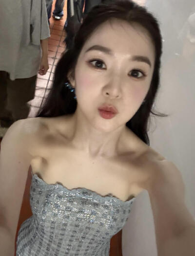 裴珠泫 irene