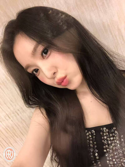 裴珠泫 irene