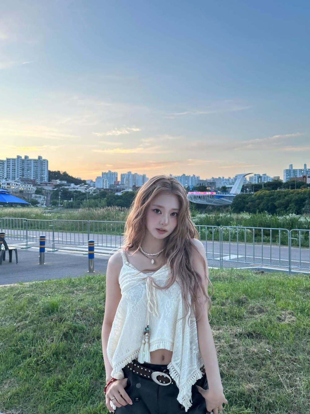 李娜炅