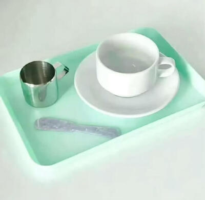薄荷色系