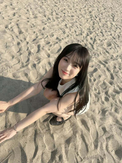 矢吹奈子