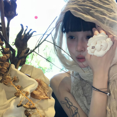 悄悄退场