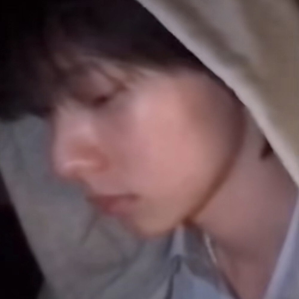 崔立于