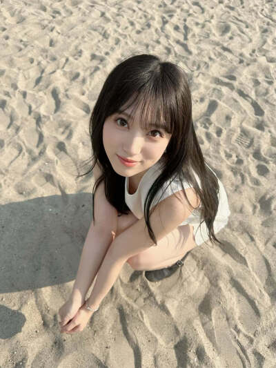 矢吹奈子