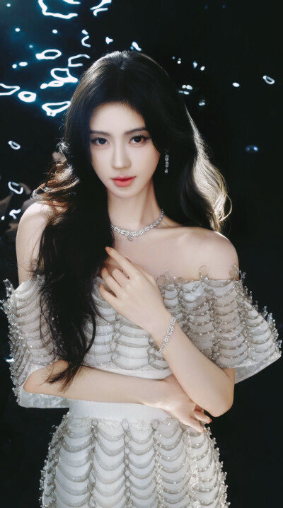 鞠婧祎