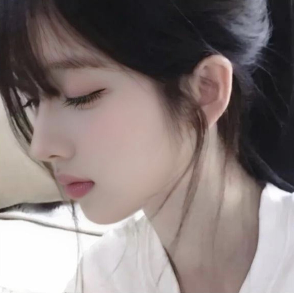 纯白
