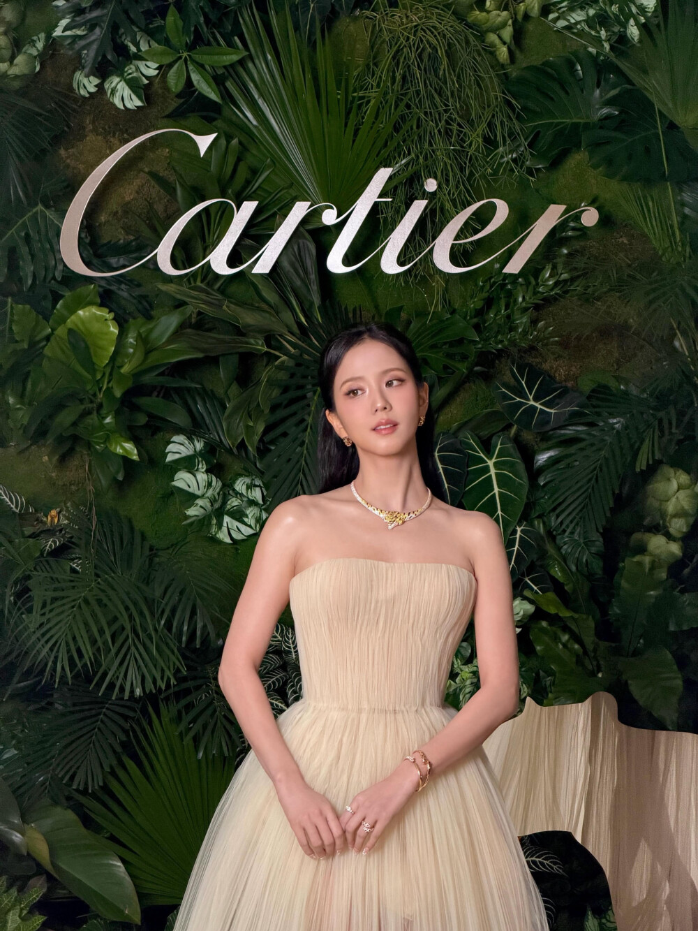 JISOO欧尼