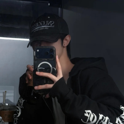 头像丨男头 谢谢远去的一切
