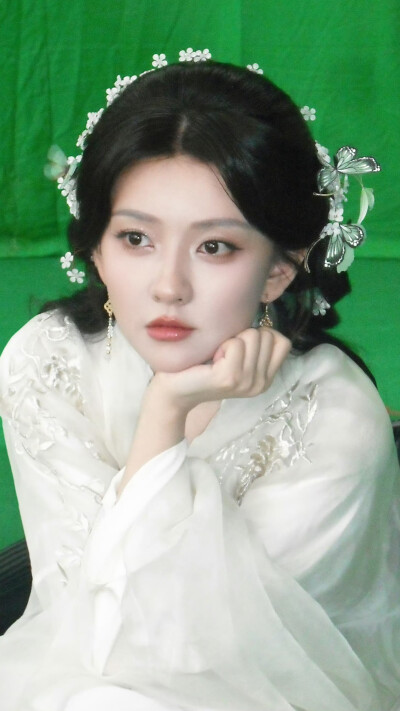 梁洁