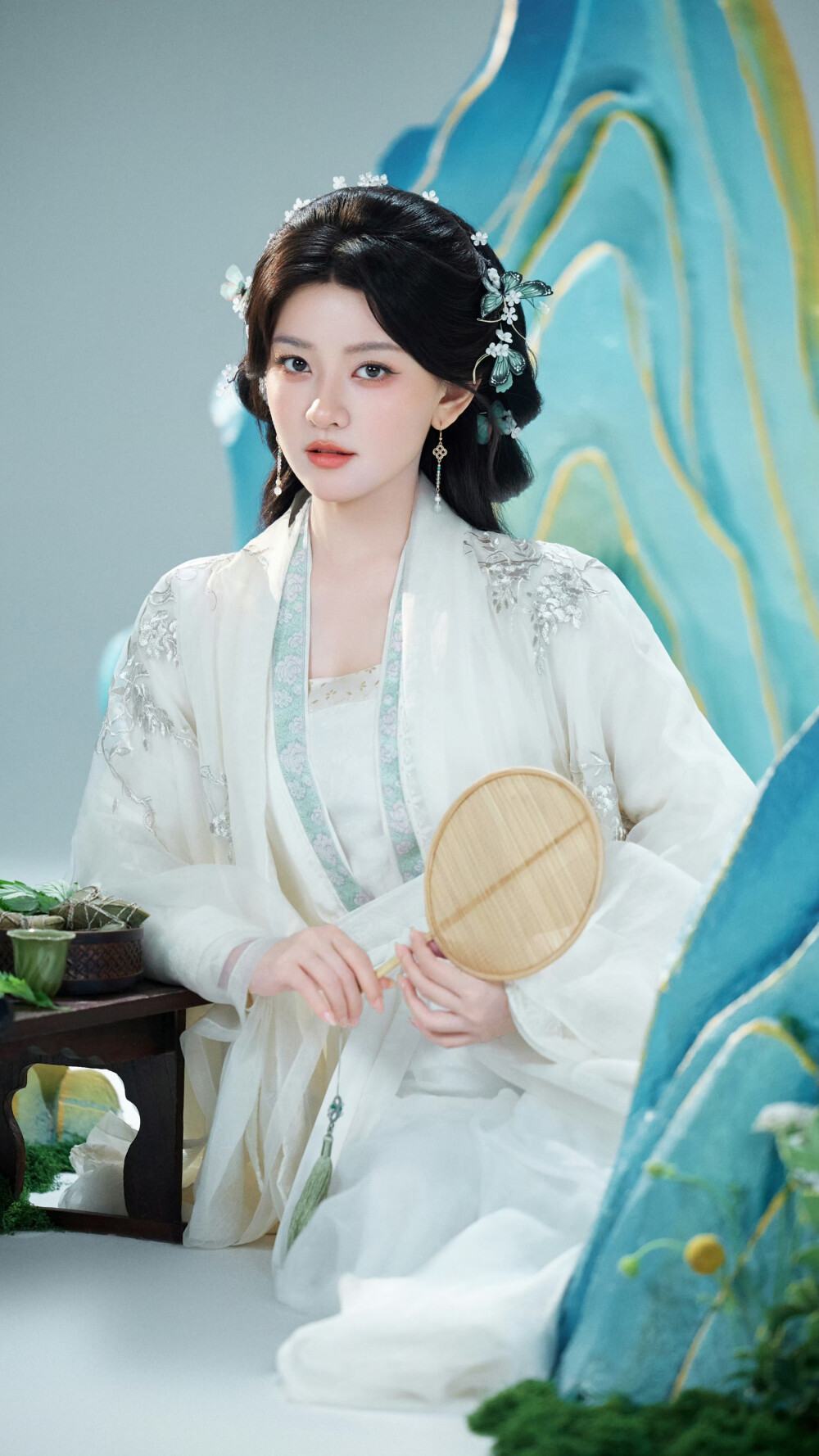 梁洁