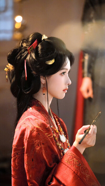 翘楚
