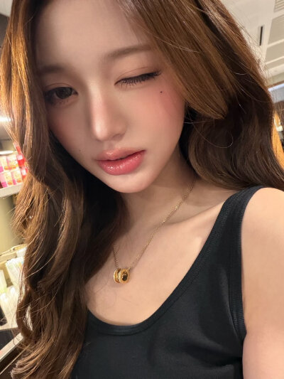 张元英 wonyoung