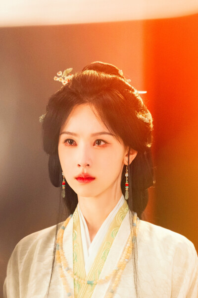 陈都灵