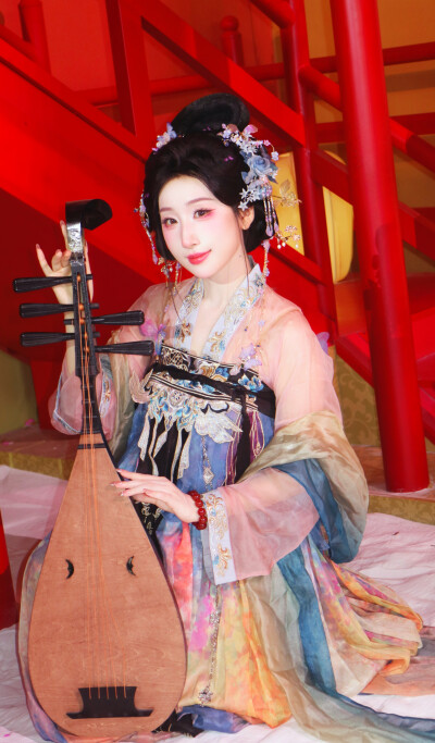邓寓君