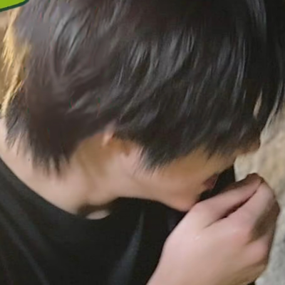 还是侧脸最好看