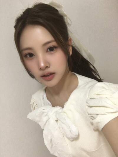 babydontcry yihyun曺彝晛