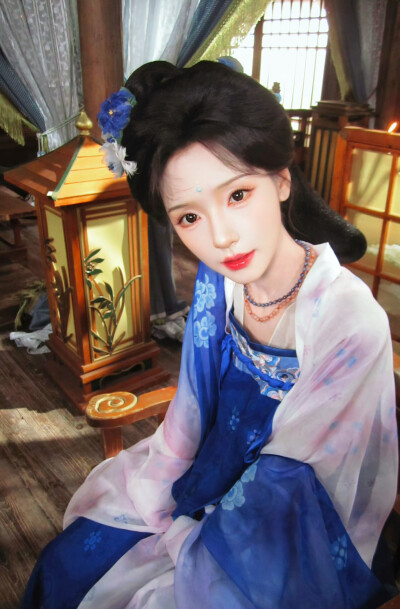 王云云