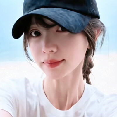 素净一张脸