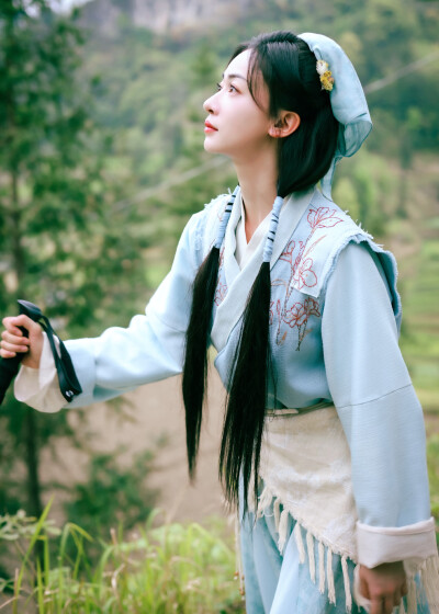 吴谨言