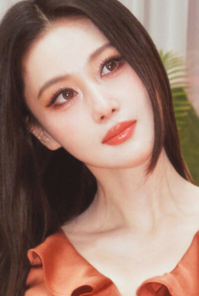 张馨予