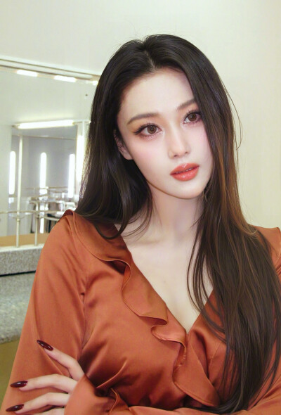 张馨予