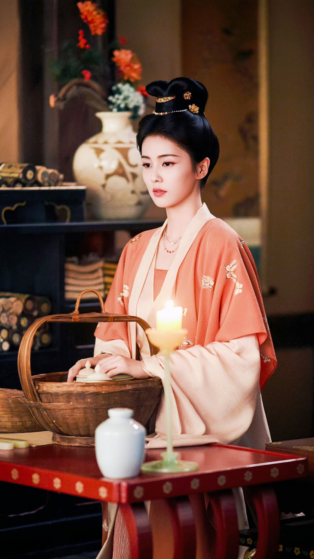 莫离